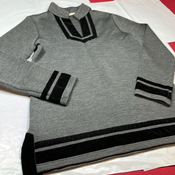 Soft Surroundings GRAY wool sweater BLACK velvet trim Runway Pullover womens Lrg - Picture 3 of 13